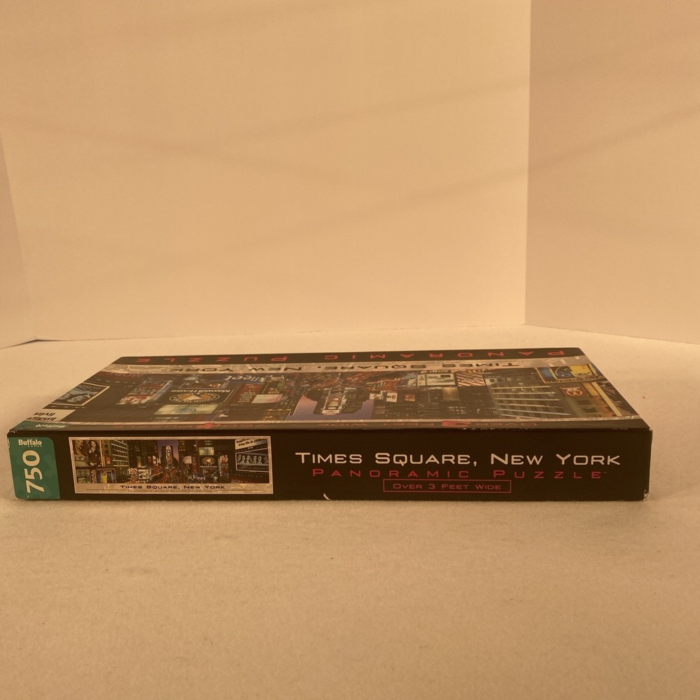 Buffalo Games Panoramic Jigsaw Puzzle Times Square, New York City 750 pieces - Picture 5 of 8